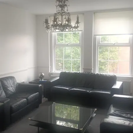 Elegant Flat In St Johns Wood Apartment